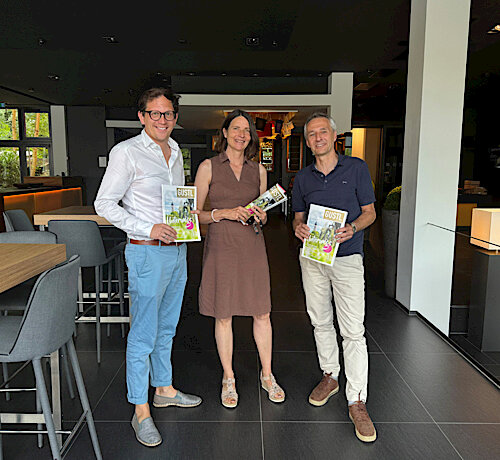 Foto des Besuchs der Redaktion des GUSTL-Magazins.jpg Foto des Besuchs der Redaktion des GUSTL-Magazins.jpg